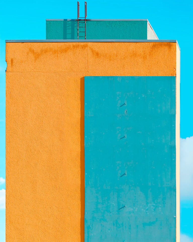 Colourful Kreuzberg building front, Berlin &mdash; fine art photography by Jan Madeus